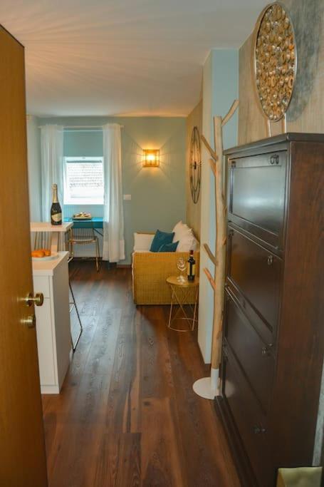 Moderne Ferienwohnung Merano Ngoại thất bức ảnh