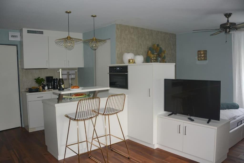 Moderne Ferienwohnung Merano Ngoại thất bức ảnh